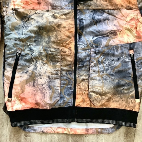 New Balance, PMV, Kimbia Jacket,‎ REFLECTIVE, Womens, Lightweight, Size S, NWT - Picture 9 of 16